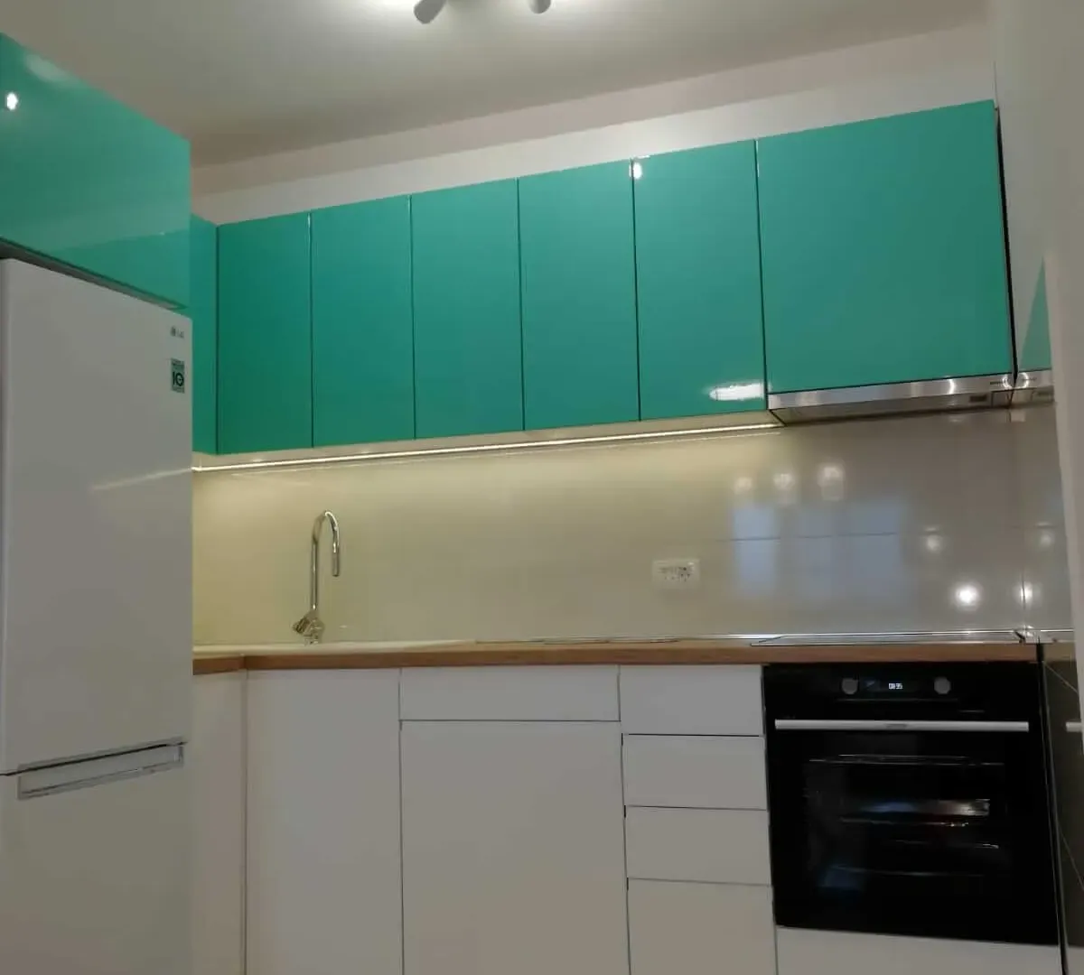 Izdavanje, jednosoban stan, 49m², Central Point, Podgorica