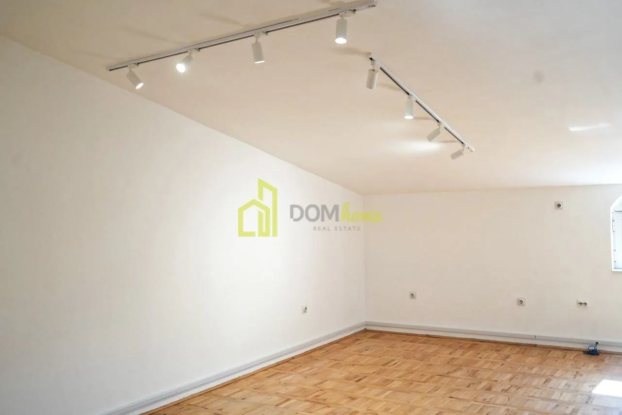Rent, office space, 140m², Centar, Podgorica