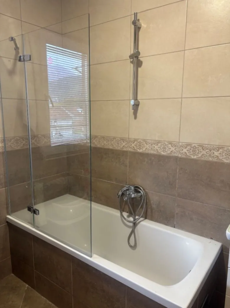 Izdavanje, jednosoban stan, 84m², Bonići, Tivat