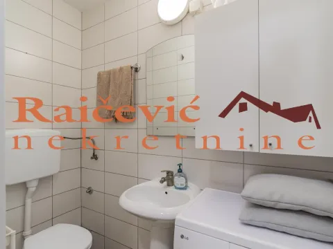 Izdavanje, dvosoban stan, 71m², Gradska Bolnica, Zvezdara Sve Podlokacije - image 13