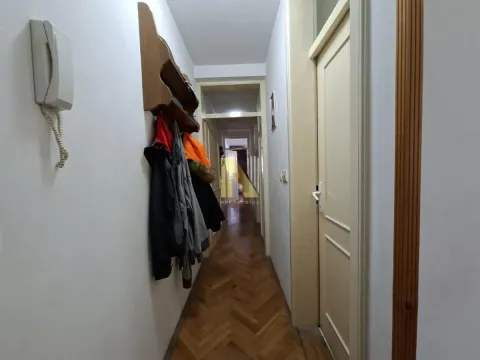 Prodaja, četvorosoban stan, 111m², Stari grad, Novi Sad - image 6
