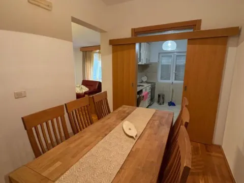 Izdavanje, dvosoban stan, 96m², Makedonsko naselje, Bar - image 8