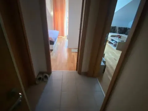 Izdavanje, jednosoban stan, 40m², Radovići, Tivat - image 6