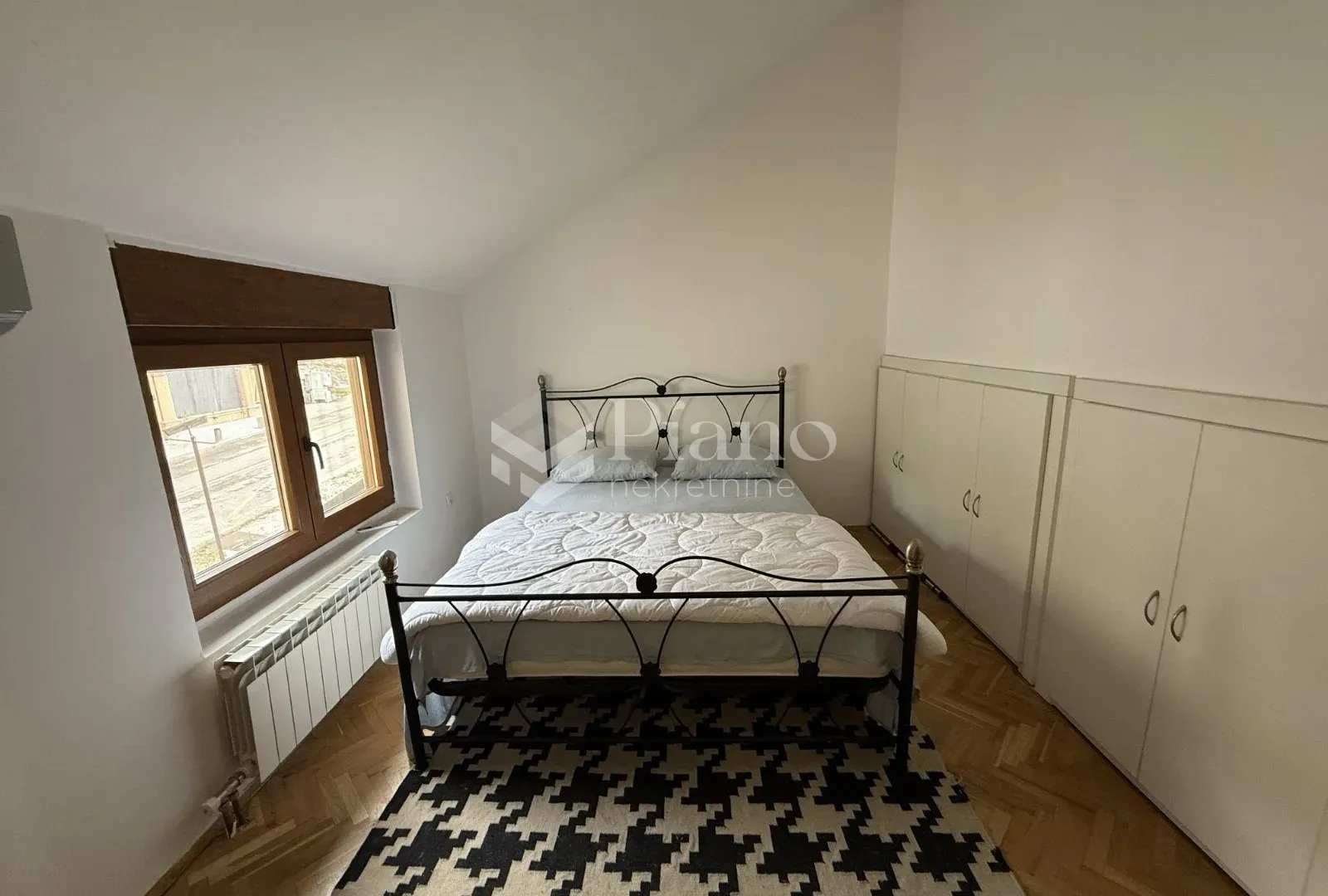 Rent, apartment, 300m², Gorica C, Podgorica