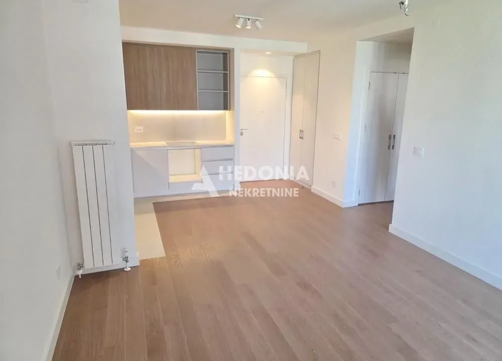 Prodaja, dvosoban stan, 55m², Savski Venac, Beograd