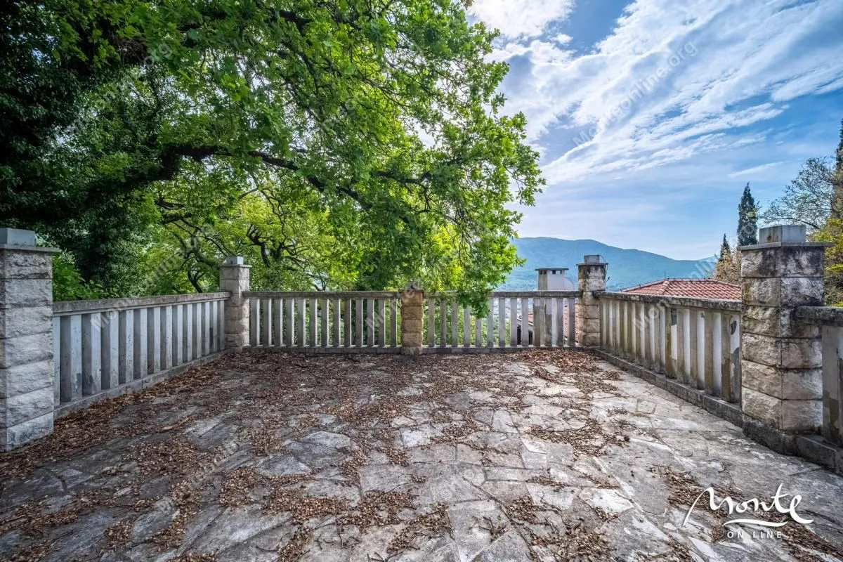 Prodaja, kuća, 188m², Sasovići, Herceg Novi