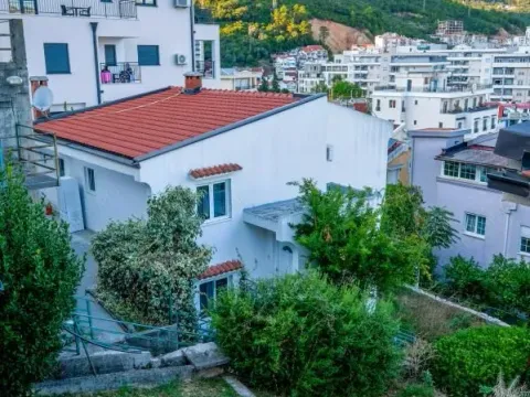 Prodaja, kuća, 215m², Budva, Crna Gora - image 14