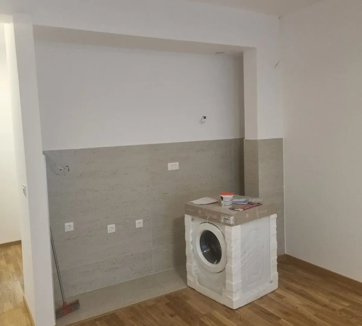 Rent, studio apartment, 33m², Donja Gorica, Podgorica