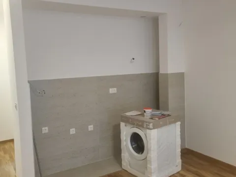 Rent, studio apartment, 33m², Donja Gorica, Podgorica - image 3