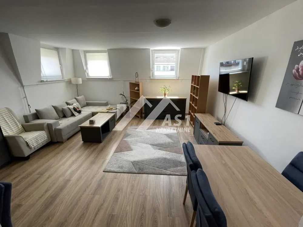 Izdavanje, dvosoban stan, 62m², Sajam, Novi Sad Sve Podlokacije