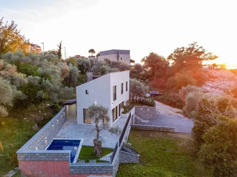 Prodaja, kuća, 240m², Kamenovo, Budva - image 20