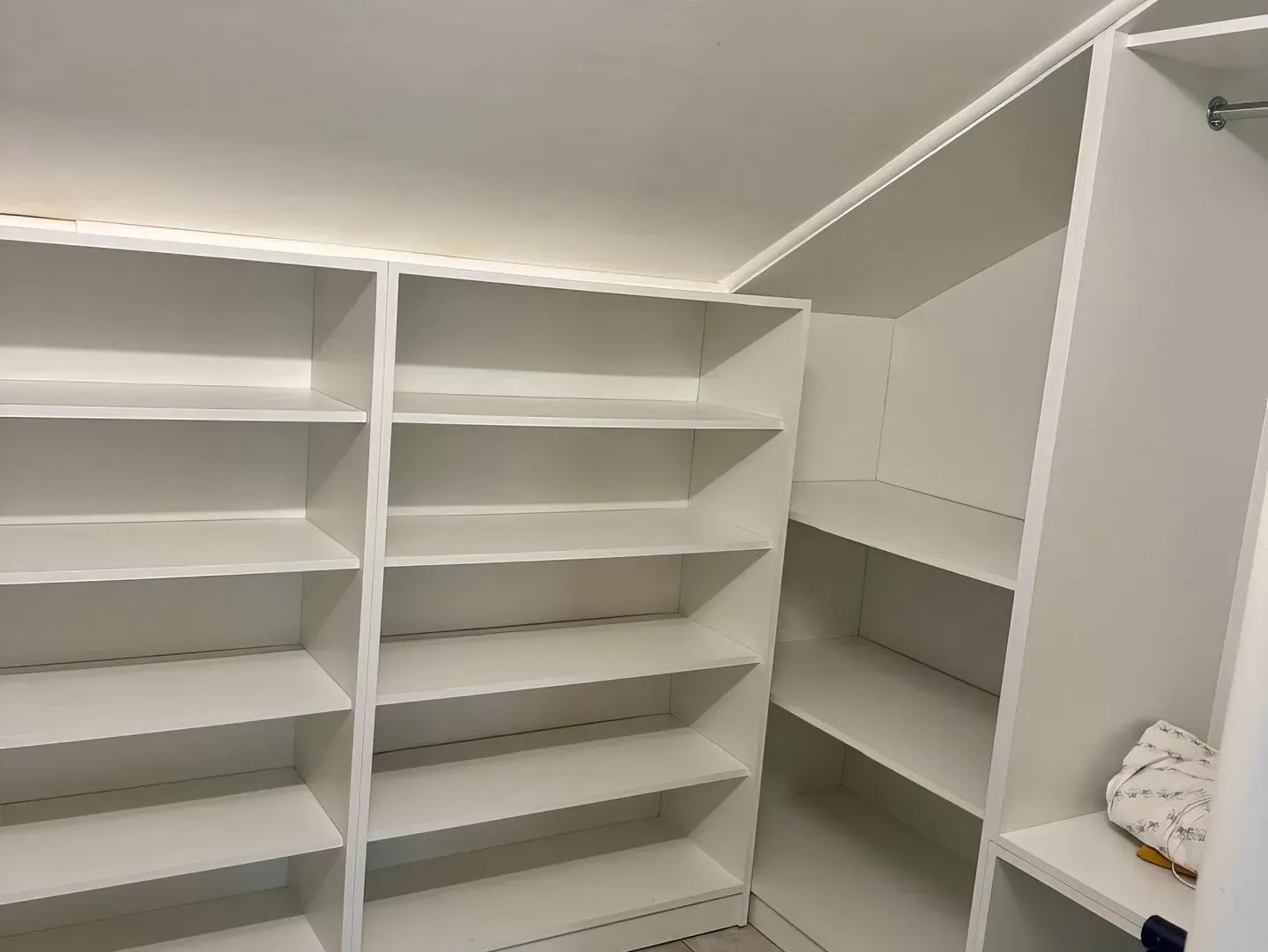 Izdavanje, dvosoban stan, 85m², Seljanovo, Tivat
