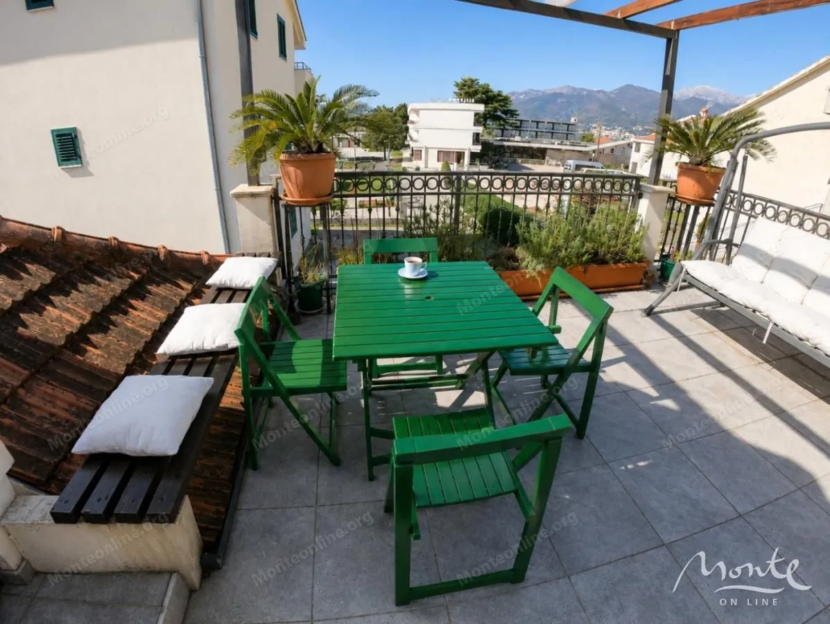 Prodaja, kuća, 85m², Donja Lastva, Tivat