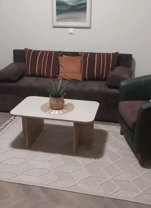 Izdavanje, jednosoban stan, 46m², Ilino, Bar