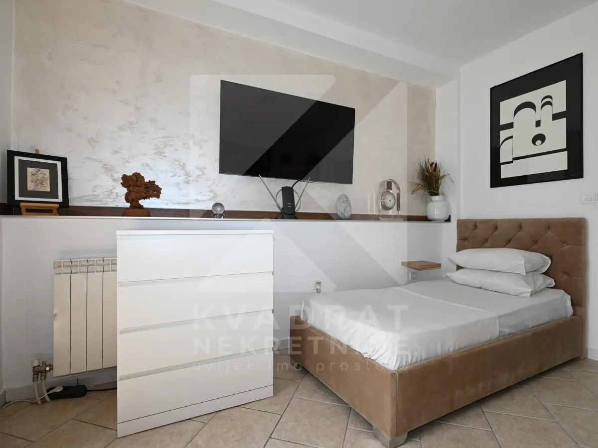 Rent, studio apartment, 35m², Stara Varoš, Podgorica