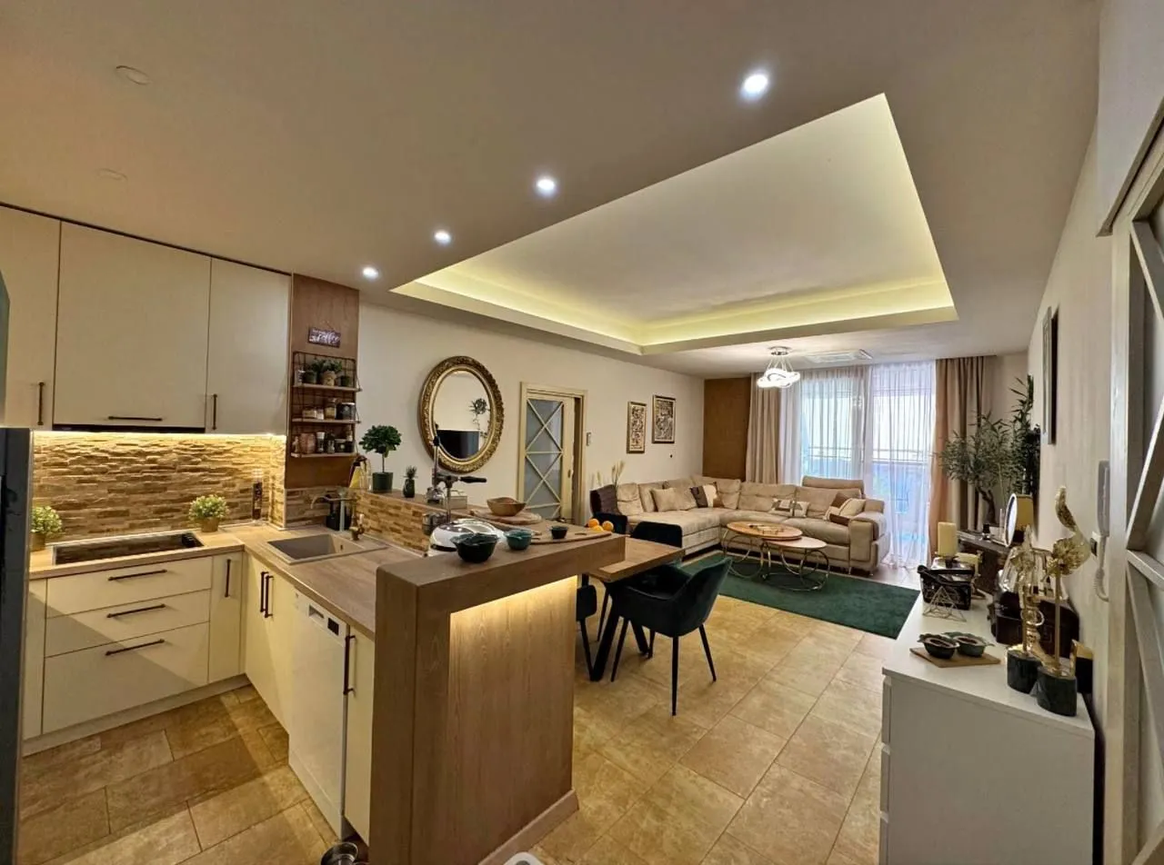 Prodaja, dvosoban stan, 82m², Rozino, Budva