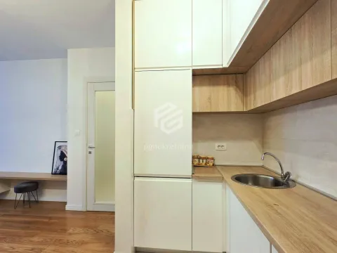 Rent, one bedroom apartment, 50m², Central Point, Podgorica - image 8