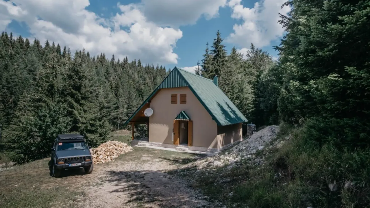 Prodaja, kuća, 140m², Žabljak, Crna Gora