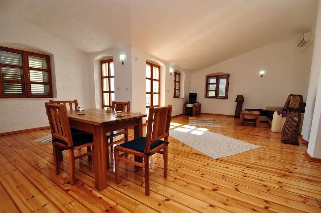 Sale, house, 480m², Reževići, Budva