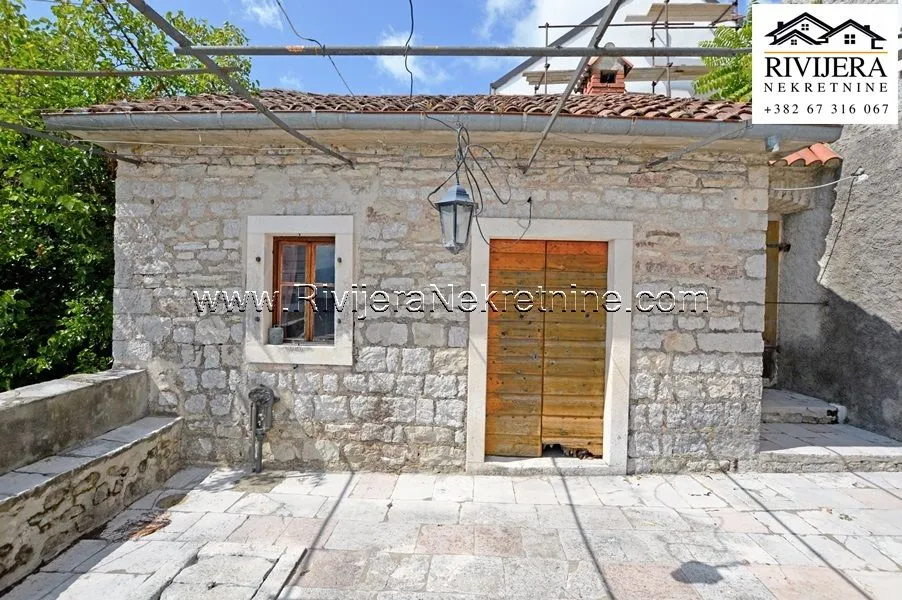 Prodaja, kuća, 314m², Centar, Herceg Novi