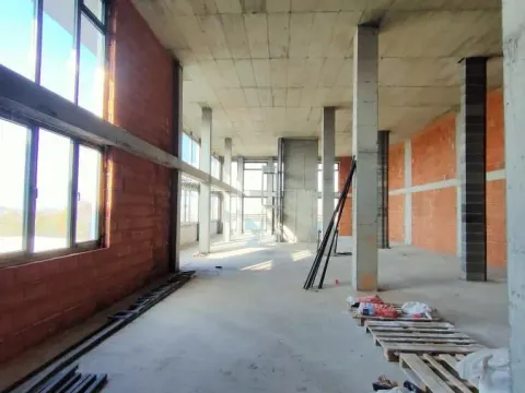 Prodaja, poslovni prostor, 434m², Salajka, Novi Sad Sve Podlokacije - image 11