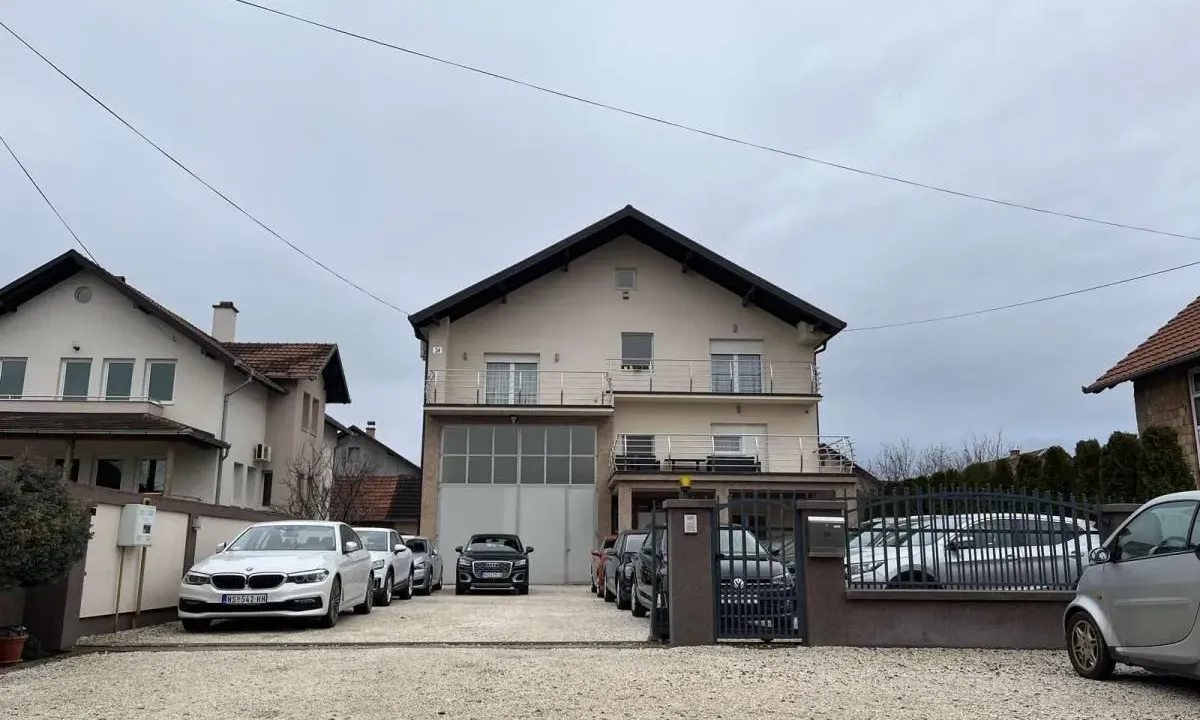Sale, house, 402m², Adice, Novi Sad Sve Podlokacije