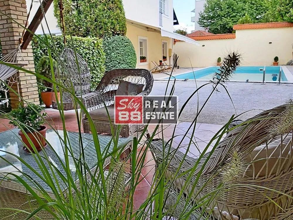 Izdavanje, kuća, 400m², Zvezdara Sve Podlokacije, Beograd