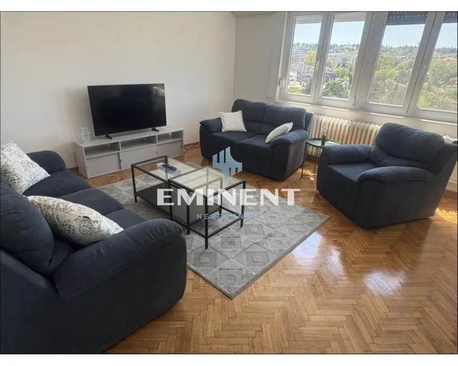 Izdavanje, trosoban stan, 80m², Neimar, Vračar Sve Podlokacije