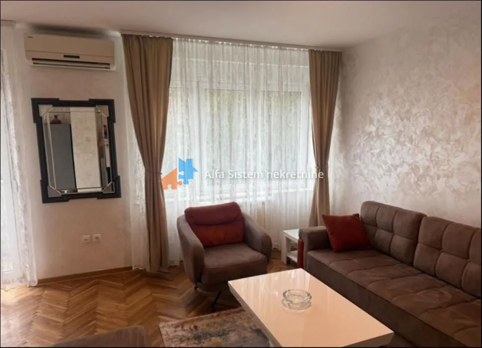 Rent, two bedroom apartment, 55m², Stari Grad, Beograd