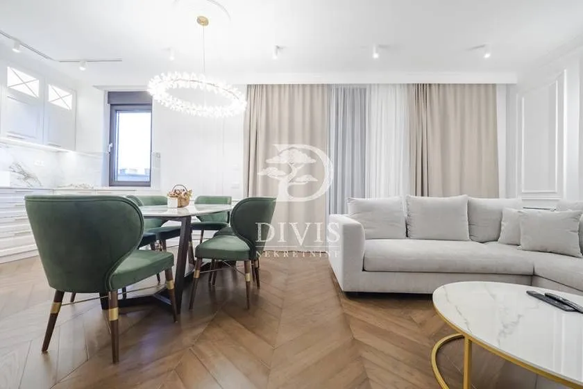 Prodaja, trosoban stan, 115m², Vračar Sve Podlokacije, Beograd