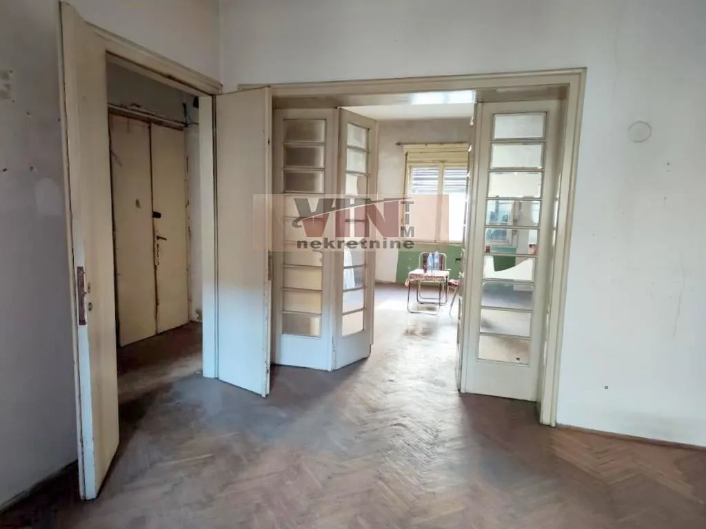 Prodaja, četvorosoban stan, 110m², Savski Venac, Beograd