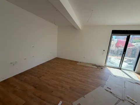 Sale, two bedroom apartment, 74m², Bjeliši, Bar - image 4