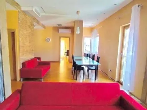 Izdavanje, trosoban stan, 124m², Herceg Novi, Crna Gora - image 2