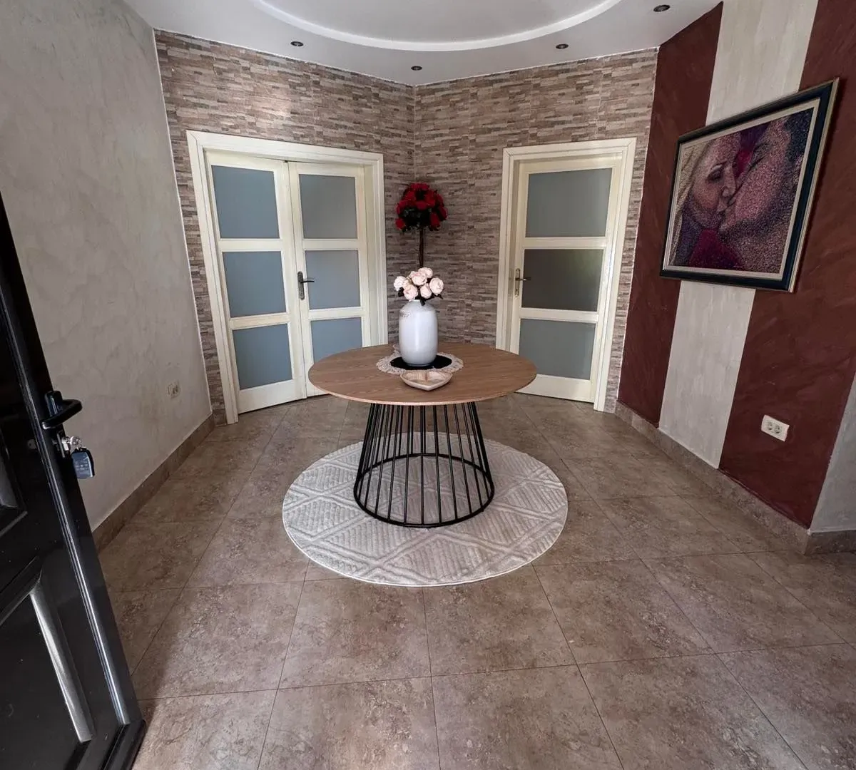 Rent, house, 330m², Zeta, Podgorica