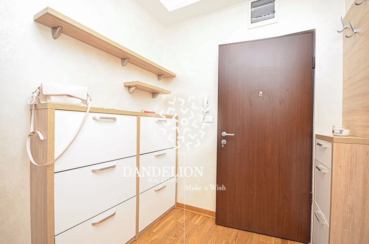 Rent, one bedroom apartment, 59m², Central Point, Podgorica