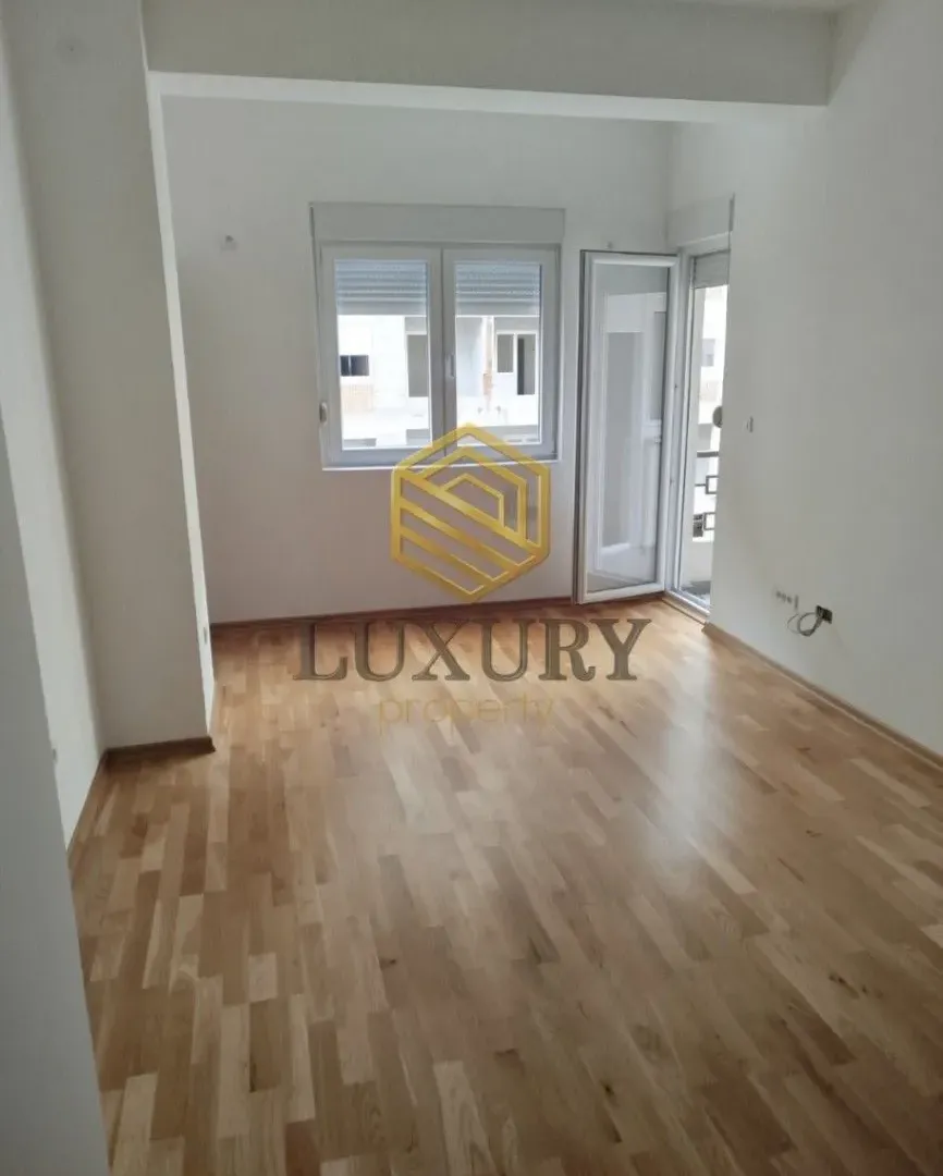 Izdavanje, dvosoban stan, 58m², Ljubović, Podgorica