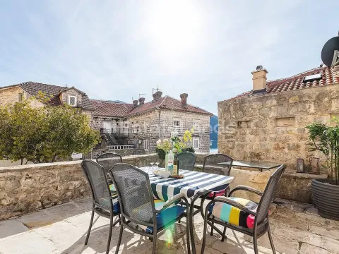 Sale, house, 105m², Perast, Kotor - image 11