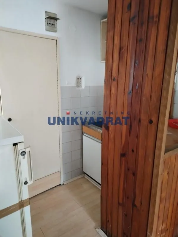 Sale, apartment, 18m², Zemun Sve Podlokacije, Beograd