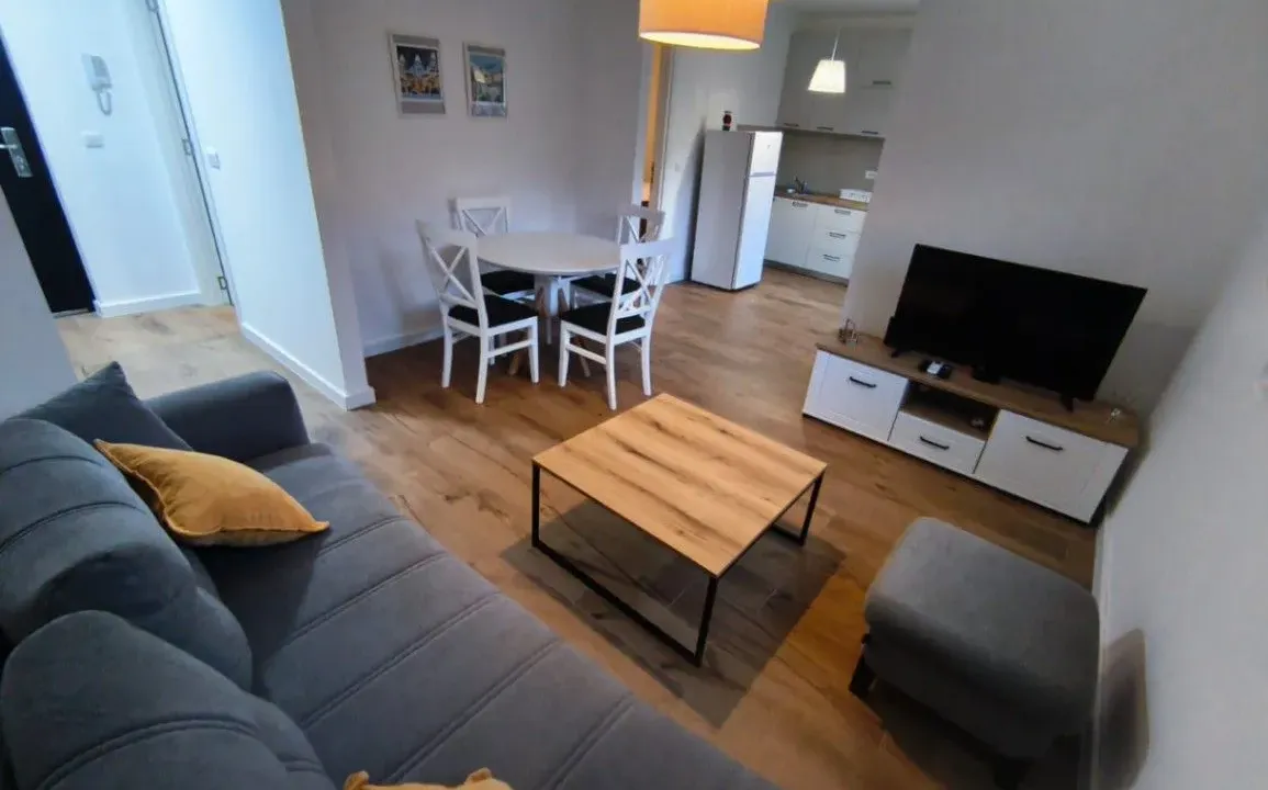 Rent, one bedroom apartment, 45m², Radanovići, Kotor