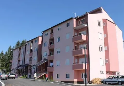 Prodaja, poslovni prostor, 51m², Rožaje, Crna Gora - image 2