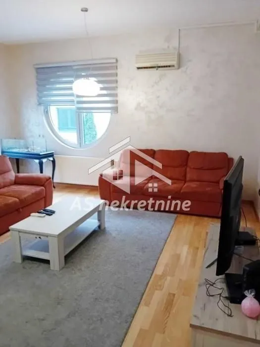 Rent, three bedroom apartment, 98m², Savski Venac, Beograd
