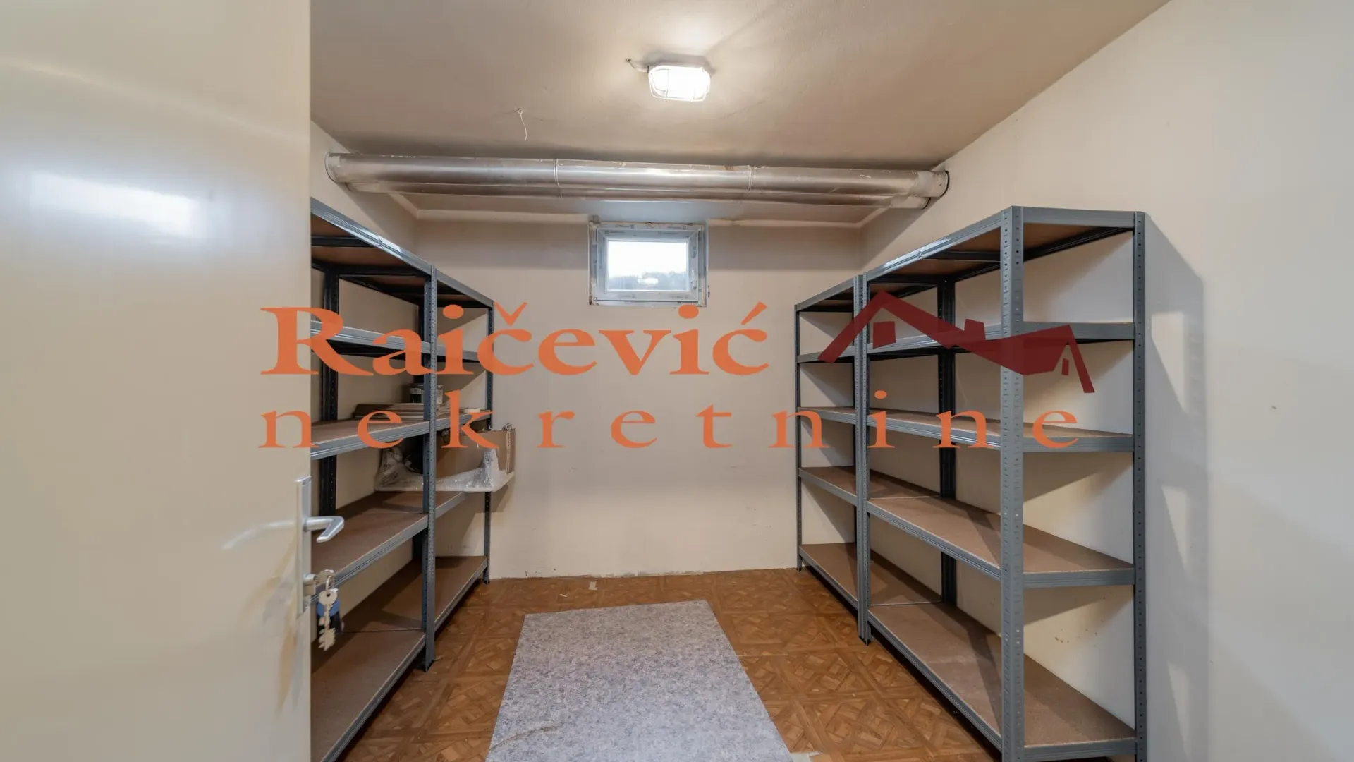 Rent, three bedroom apartment, 102m², Čukarica, Beograd