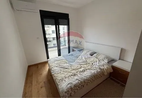 Izdavanje, jednosoban stan, 47m², City Kvart, Podgorica - image 9