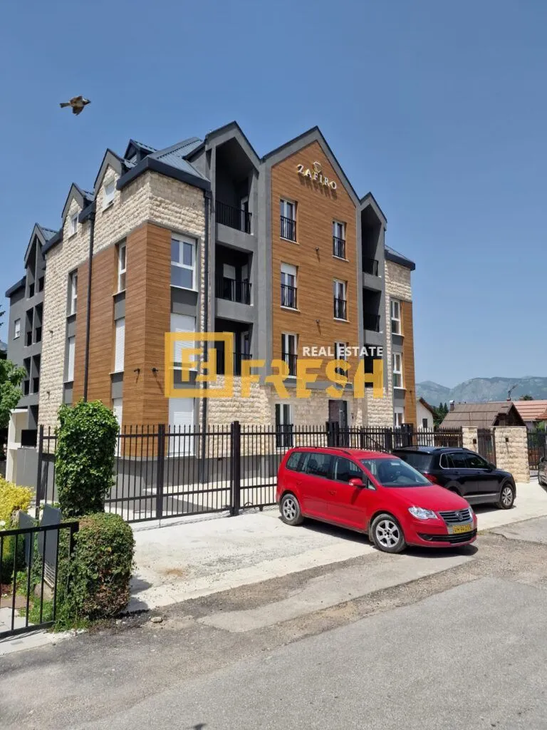 Prodaja, dvosoban stan, 59m², Kolašin, Crna Gora