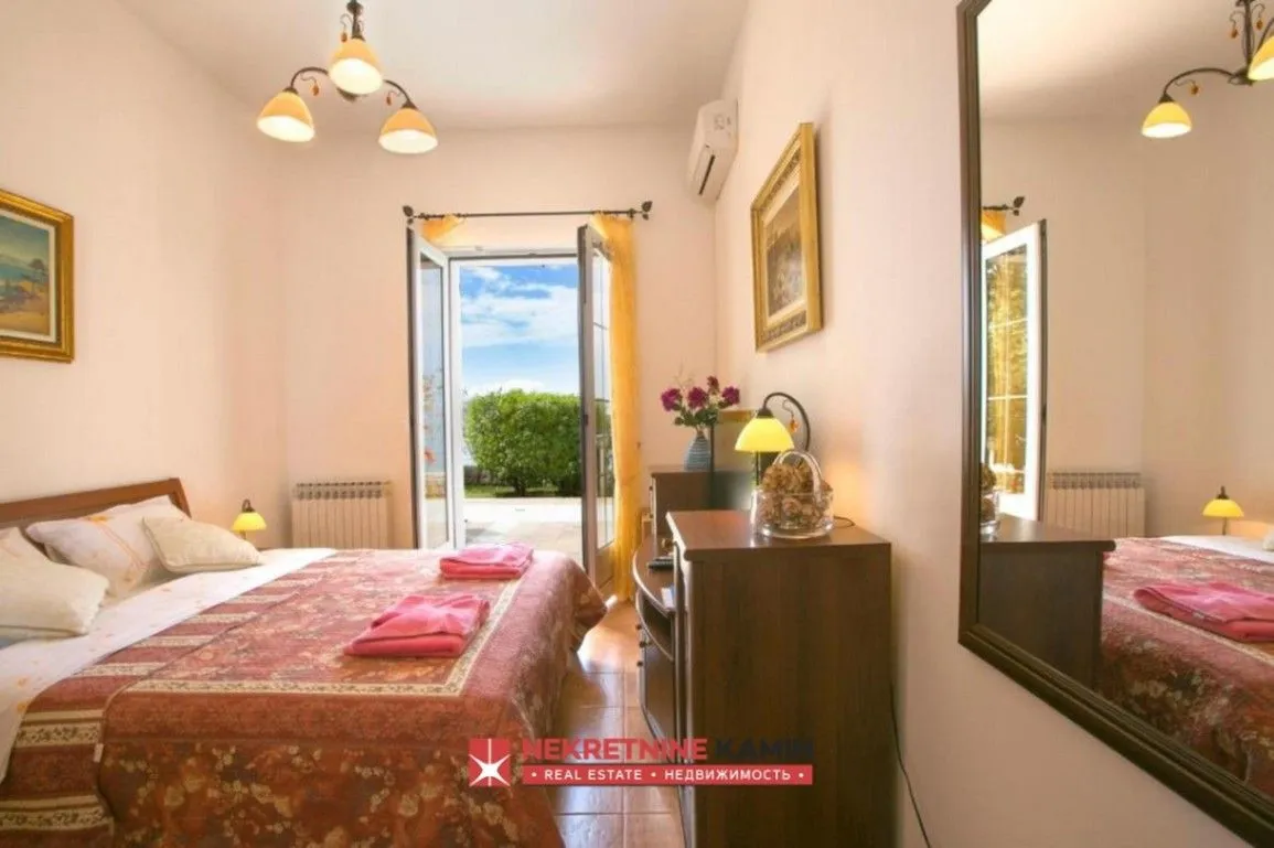 Sale, house, 800m², Sveti Stefan, Budva
