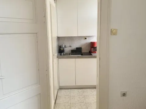 Izdavanje, poslovni prostor, 16m², Stari Grad, Beograd - image 9