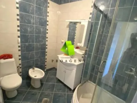 Izdavanje, trosoban stan, 72m², Medijana, Niš - image 12