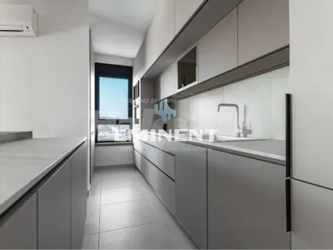Izdavanje, četvorosoban stan, 98m², Južni Bulevar, Vračar Sve Podlokacije - image 4