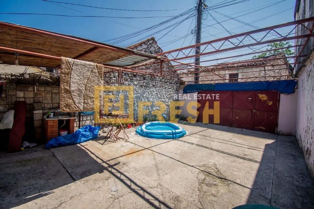 Prodaja, kuća, 125m², Stara Varoš, Podgorica