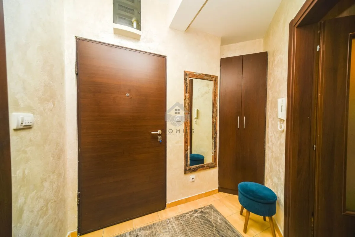 Izdavanje, jednosoban stan, 43m², Stari Aerodrom, Podgorica